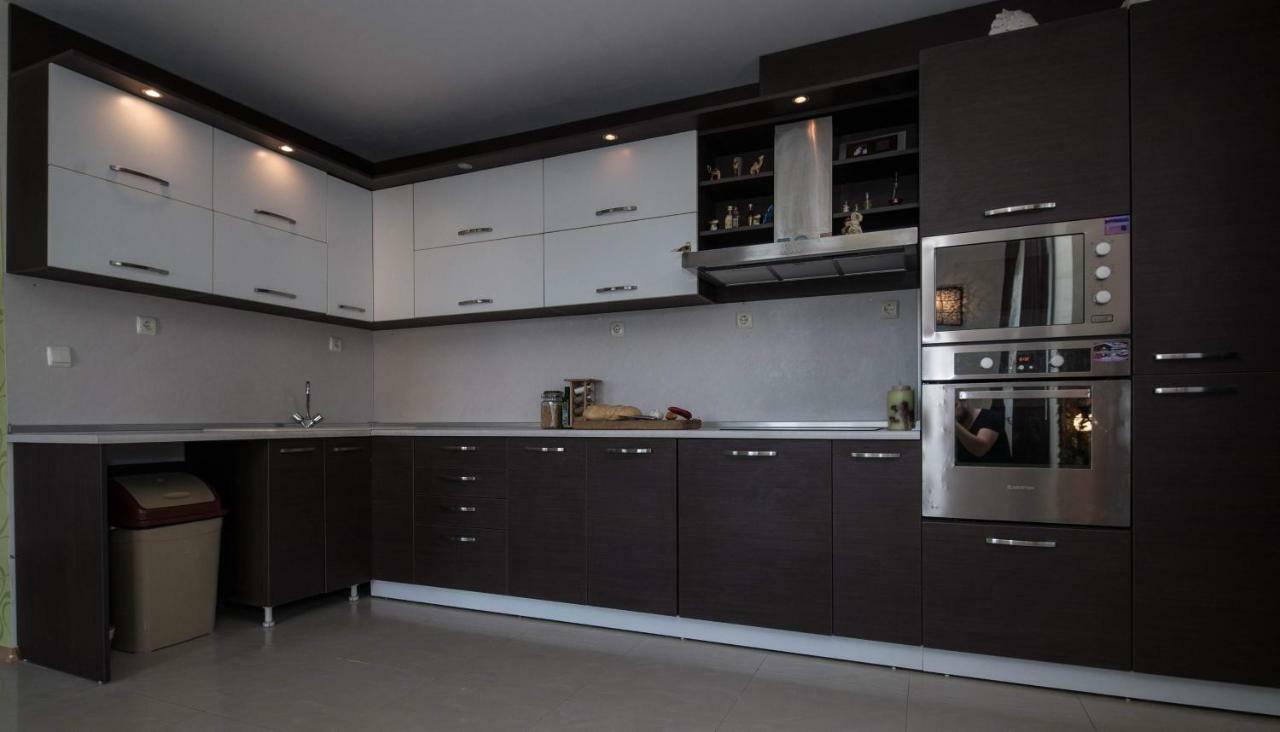 Cherry Garden1 Apartment Nesebar