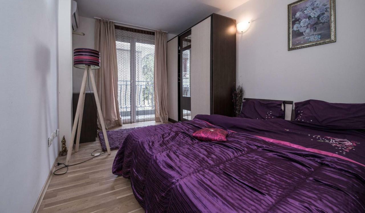 Cherry Garden1 Apartment Nesebar