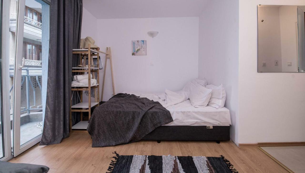 Apartment Cherry Garden1 Nesebar