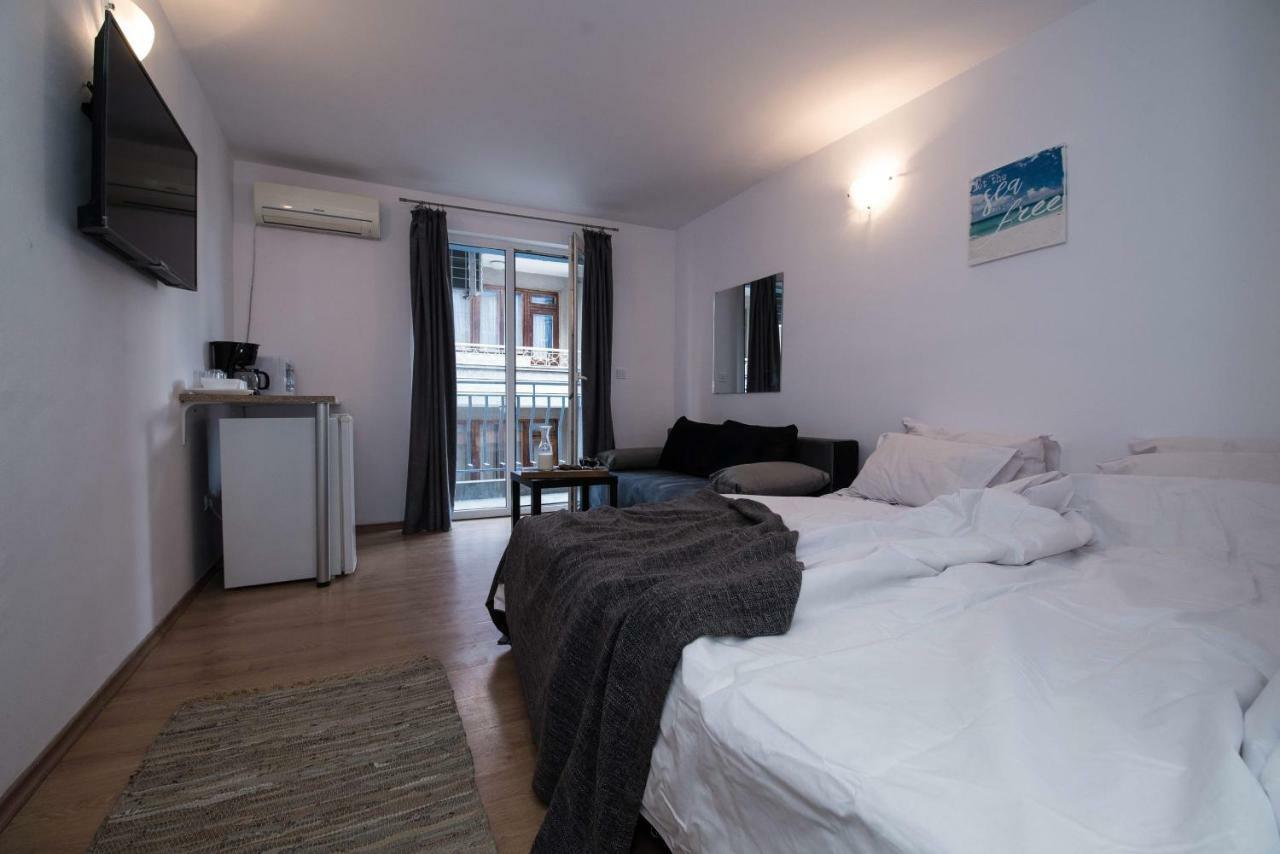 Cherry Garden1 Apartment Nesebar