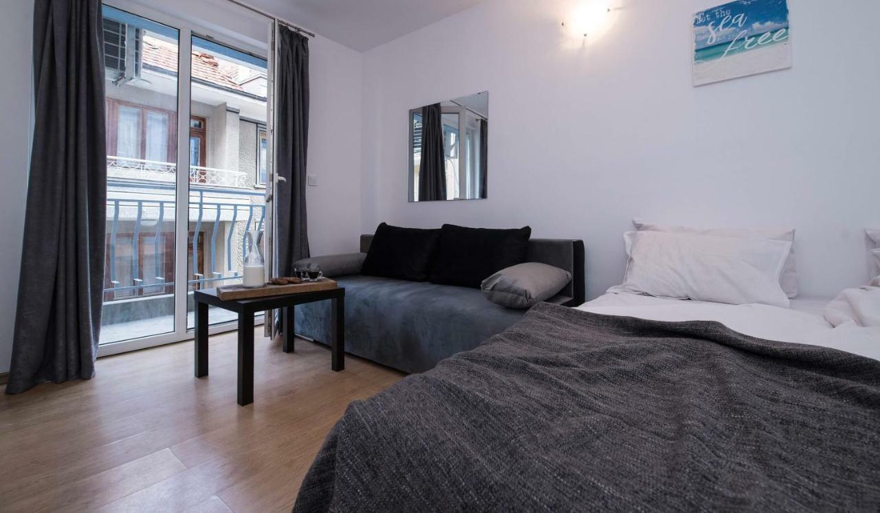 Cherry Garden1 Apartment Nesebar